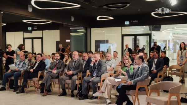 В Москве завершился пятый фестиваль-форум "Российская креативная неделя" В Москве завершился пятый фестиваль-форум "Российская креативная неделя"