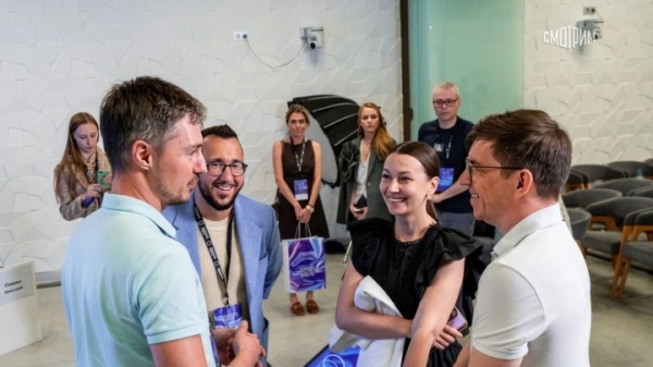 В Москве завершился пятый фестиваль-форум "Российская креативная неделя" В Москве завершился пятый фестиваль-форум "Российская креативная неделя"